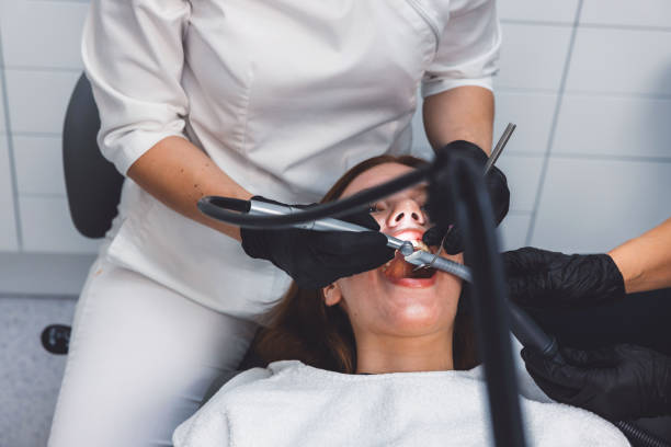 Best Emergency Gum Treatment in Golden Valley, MN
